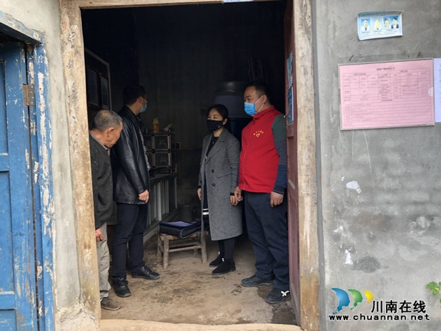 泸县玉蟾街道开展脱贫攻坚大走访活动(图3) 泸县玉蟾街道开展脱贫攻坚大走访活动(图3)