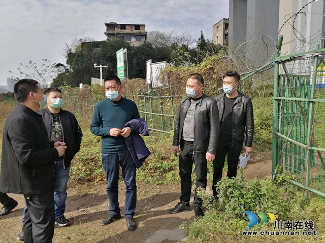 江阳区茜草街道对饮用水源保护区进行环境安全检查(图2) 江阳区茜草街道对饮用水源保护区进行环境安全检查(图2)