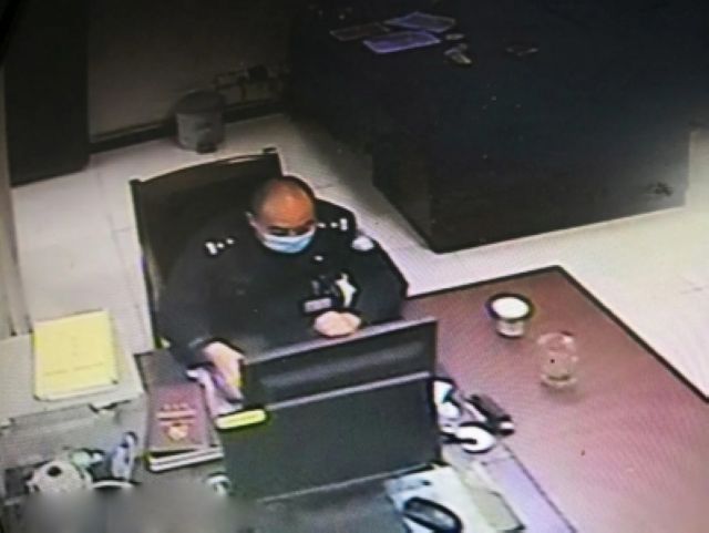 宜宾民警 生命定格在抗疫一线(图3)