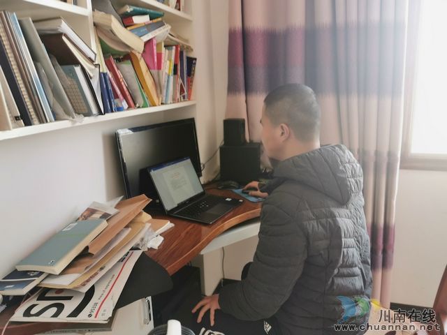 四川警察学院：伴着脱贫攻坚的冲锋号前进