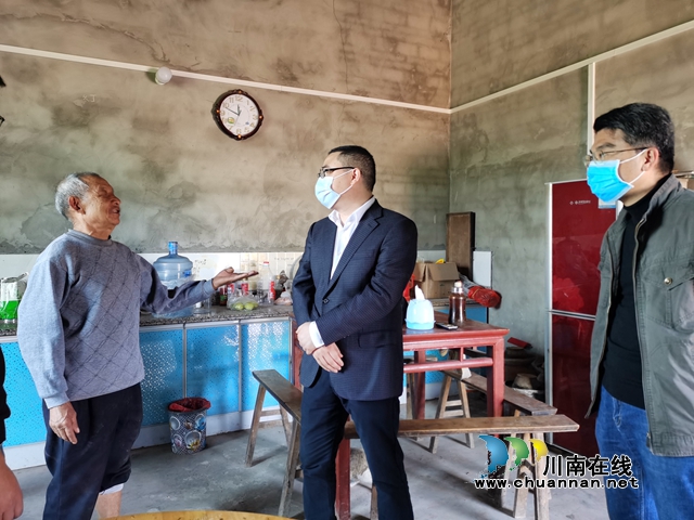 李盛春到泸县立石镇督导脱贫攻坚工作(图2)
