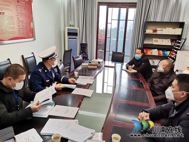 泸州消防支队：“线上线下”双线作战 坚决打赢复工复产消防保卫战(图11)