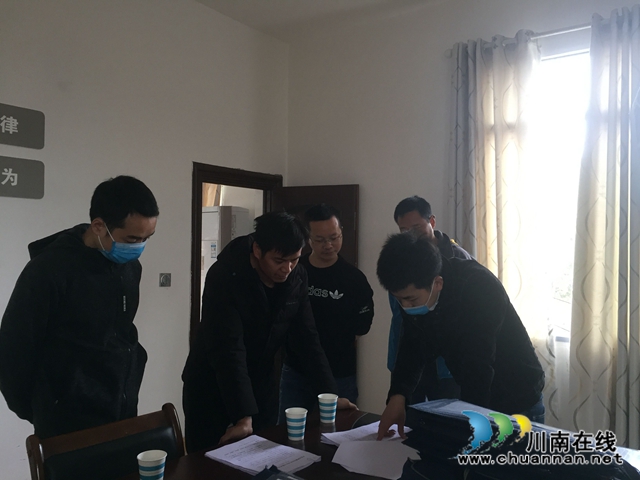 泸县扶贫移民局、县委组织部到百和镇开展第一季度脱贫攻督查工作(图3)