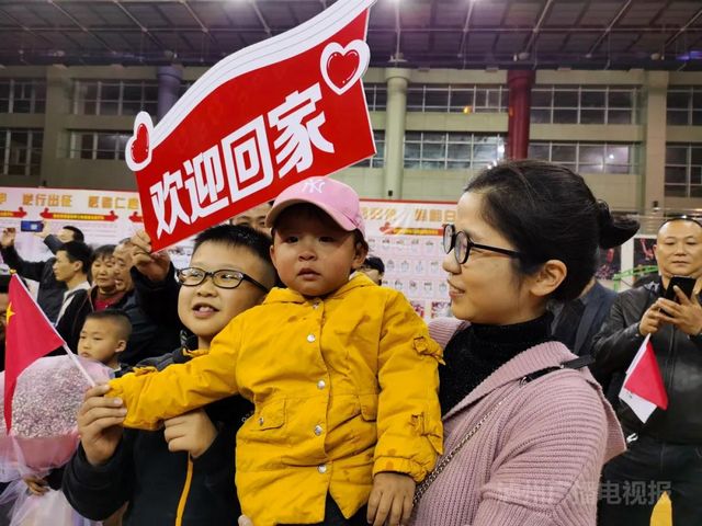 【55位英雄抵泸】风雨兼程，我们回家了！(图27)