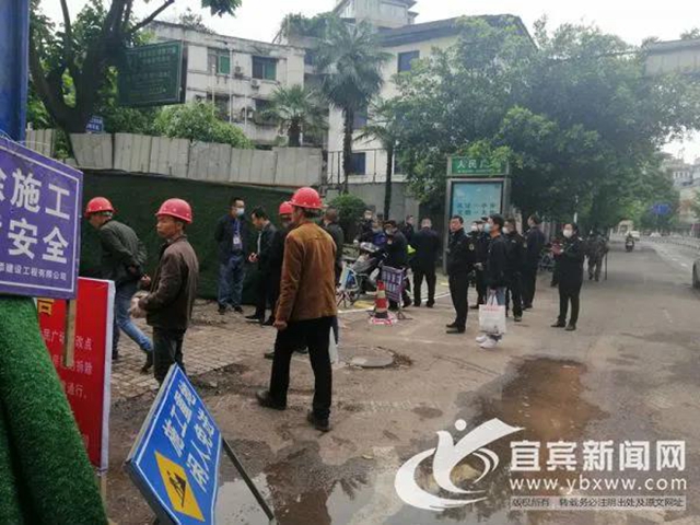 拆了!宜宾人民广场棚改点17户房屋拆除!未来将这样打造!(图3) 拆了!宜宾人民广场棚改点17户房屋拆除!未来将这样打造!(图3)