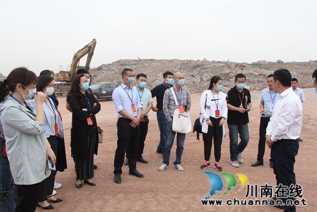 龙马潭区红星街道组织人大代表、政协委员开展视察调研活动(图2)