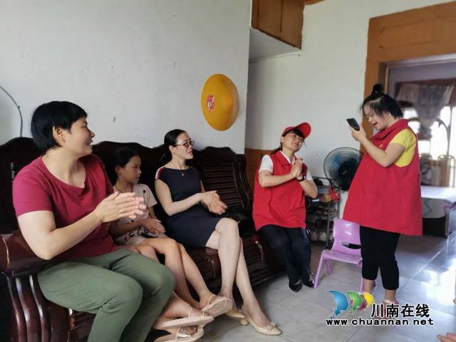 泸县：助残日，志愿者黄蓉一家这样度过(图5)