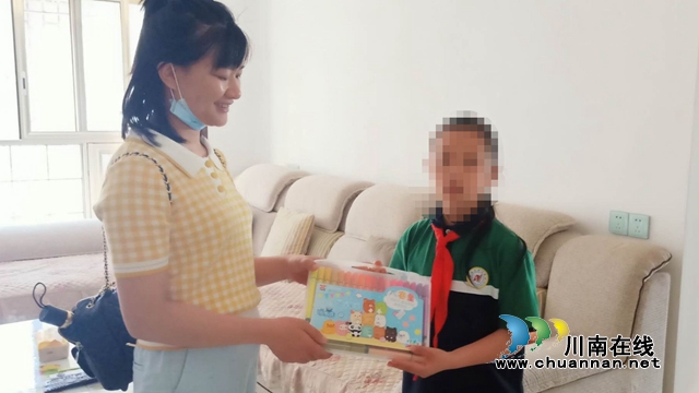 龙马潭区鱼塘街道开展特殊儿童六·一节慰问活动
