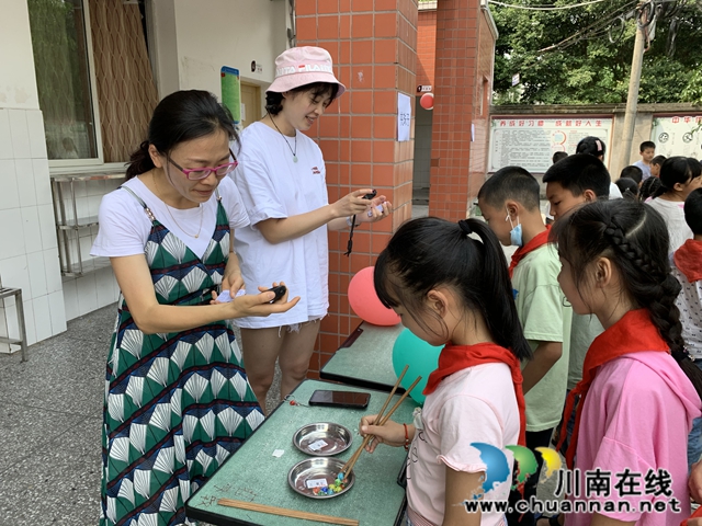 泸县得胜小学仁和完小举行具有村校特色的“六一”活动(图4)