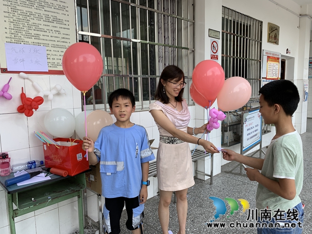 泸县得胜小学仁和完小举行具有村校特色的“六一”活动(图5)