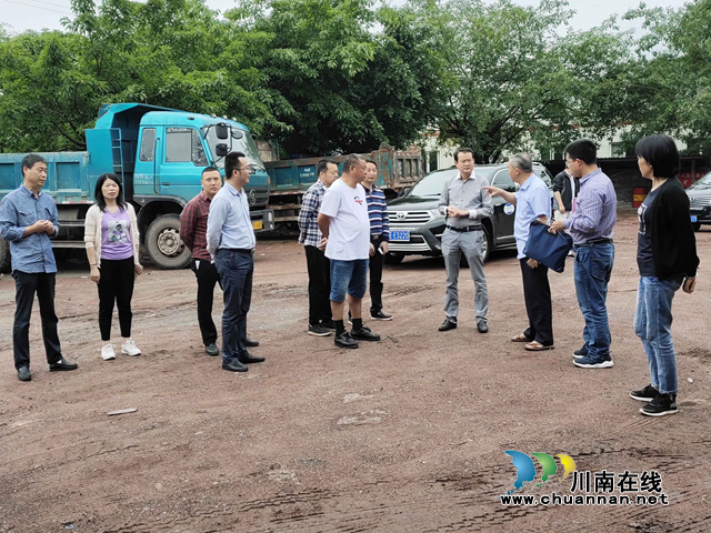 泸州市自然资源和规划局调研纳溪区分局工作(图2) 泸州市自然资源和规划局调研纳溪区分局工作(图2)