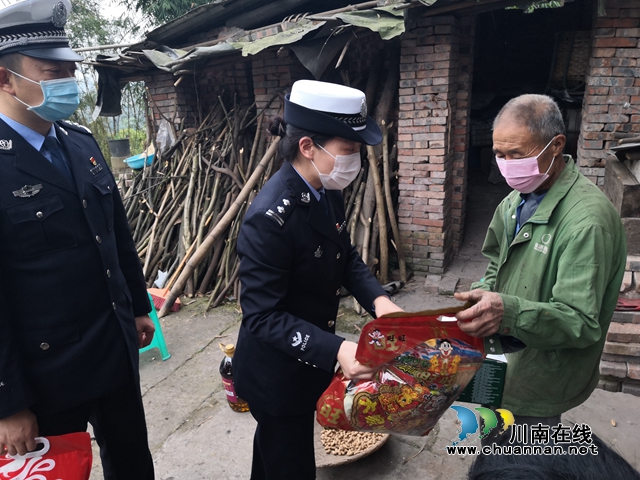 ​女交警大队长唐娟娟的警察故事：用无悔青春在高速上书写韶华(图4)