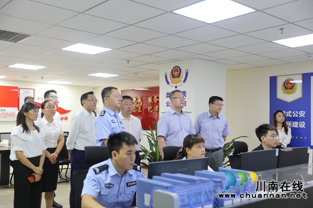 市委常委、市委组织部部长梁磊带队到江阳区华阳街道调研基层党建工作