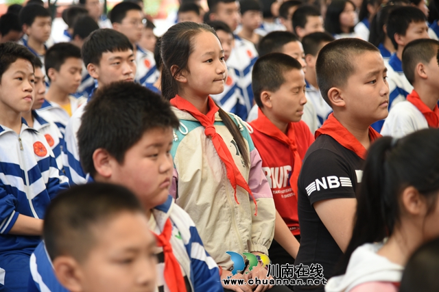 叙永县关工委：法润新苗，茁壮成长(图2)