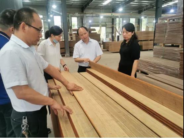 泸州市市场监管局：到一线“巡诊”，助推竹产业高质量发展
