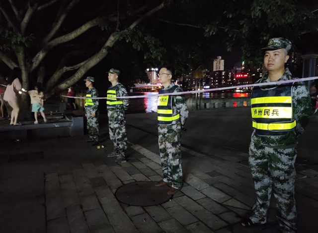 图说|龙马潭区：闻“汛”而动，彻夜坚守(图3)