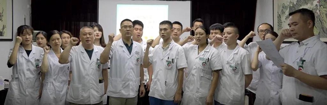 致敬中国医师节 | “弘扬抗疫精神,护佑人民健康”(图4) 致敬中国医师节 | “弘扬抗疫精神,护佑人民健康”(图4)