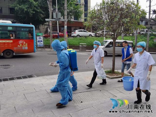 合江县疾控中心:洪水退后忙消杀(图2) 合江县疾控中心:洪水退后忙消杀(图2)