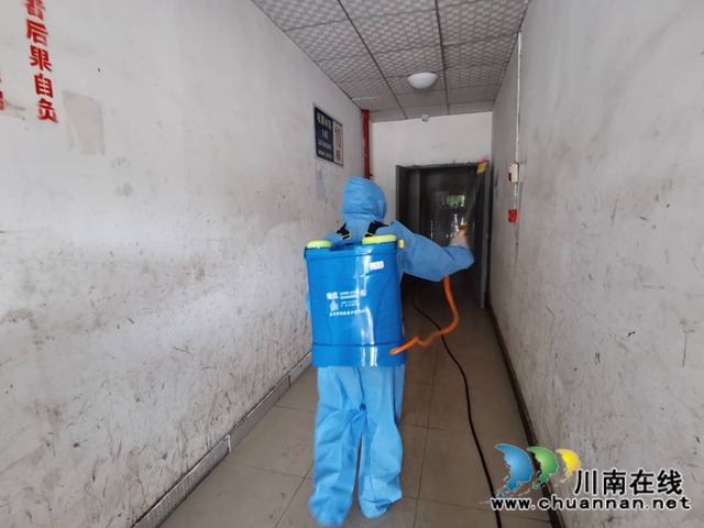 合江县疾控中心:洪水退后忙消杀(图3) 合江县疾控中心:洪水退后忙消杀(图3)