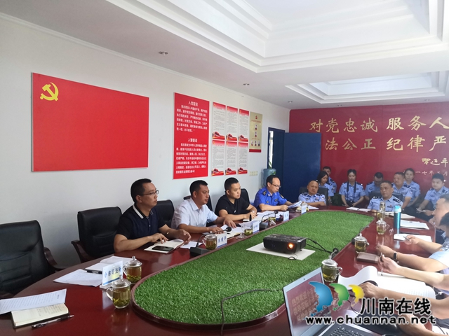 龙马潭区小市街道到小市派出所开展政法调研(图1)