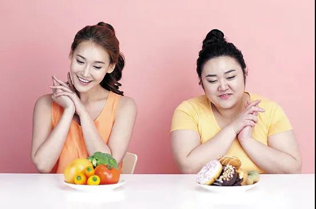 【关注】收到大学通知书后,泸州女孩在家节食减肥!出事儿了……(图7) 【关注】收到大学通知书后,泸州女孩在家节食减肥!出事儿了……(图7)