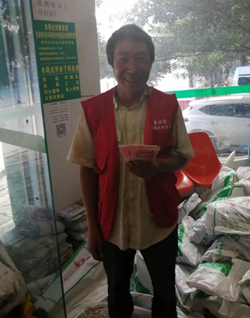 一封倡议书发出后，马鹿村的核桃火了！(图2)