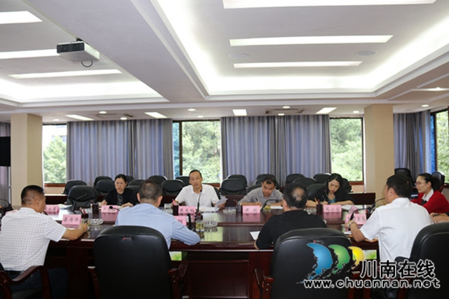 泸州市政府到合江县调研人民调解员队伍建设工作(图1)