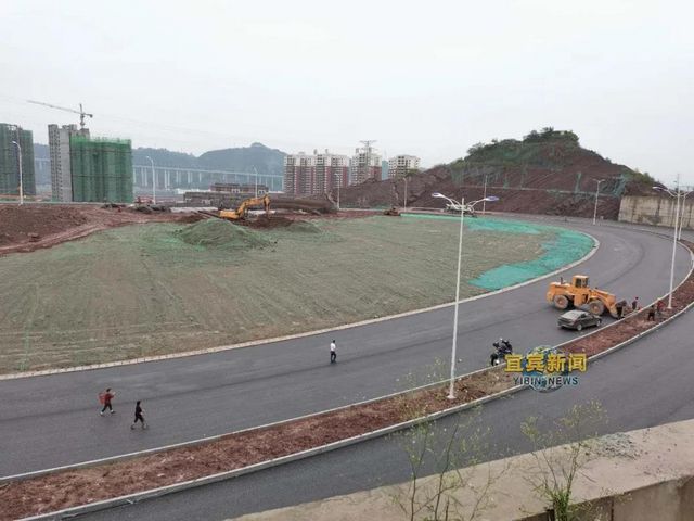 好消息!宜宾这座跨线桥国庆节半幅通车!(图4) 好消息!宜宾这座跨线桥国庆节半幅通车!(图4)