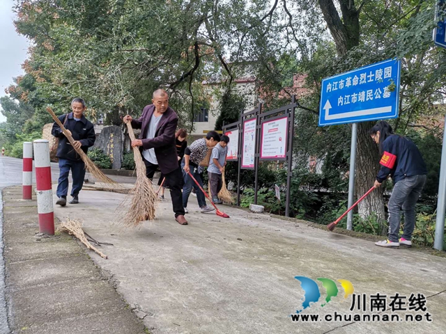 内江经开区靖民镇石坝村开展月末大清扫活动(图2) 内江经开区靖民镇石坝村开展月末大清扫活动(图2)