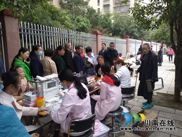 内江经开区靖民镇开展义务献血活动(图1)