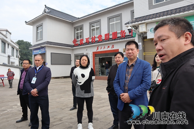 内江市东兴区综合行政执法局到泸县云龙镇调研垃圾分类工作(图1)
