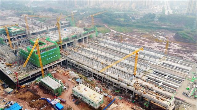 泸州高铁站高架站房主体结构即将完工(图3)