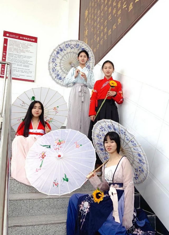西南医科大学中西医结合学院召开新生见面会(图5)