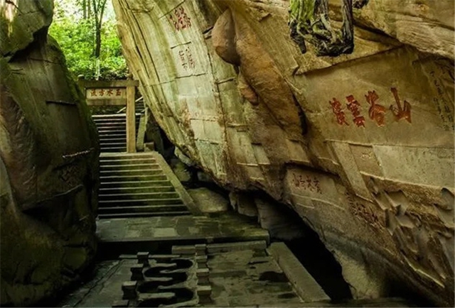 四川十大诗歌之旅线路发布！宜宾这条竟然是这里……(图2)