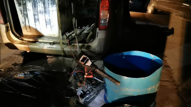 泸州：一夜电翻近400斤鱼，这两弟兄遭了(图3)