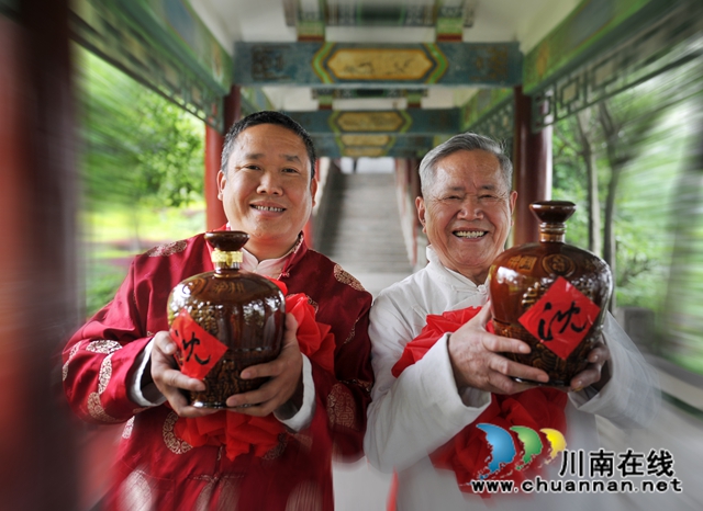 中国酒业大国工匠颁奖盛典，泸州这位老酒匠榜上有名！(图8)
