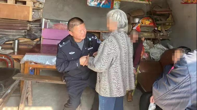 惊喜！泸州民警帮助他们找回了离家出走三十多年的亲妈