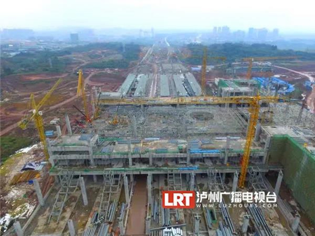 ​泸州高铁站“屋顶”工程全面展开(图1)