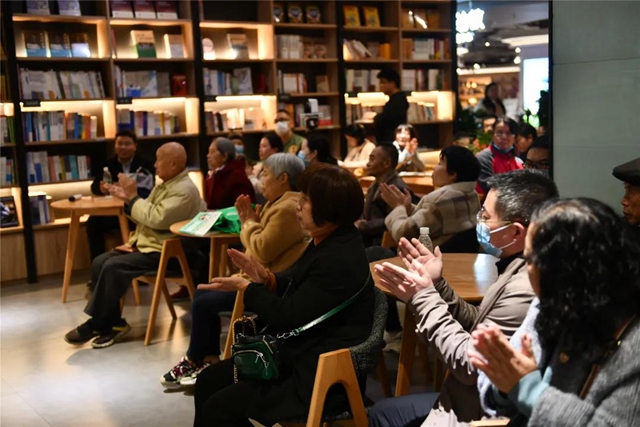 健康讲坛第一期丨除了医院能见到专家,书店里也可以!(图5) 健康讲坛第一期丨除了医院能见到专家,书店里也可以!(图5)