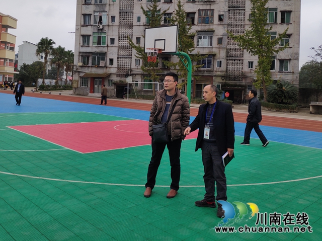 泸县教育和体育局到百和镇督查校园安全管理工作(图1)