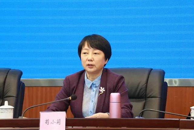 内江中院召开干警大会,宣布主要领导调整(图4) 内江中院召开干警大会,宣布主要领导调整(图4)