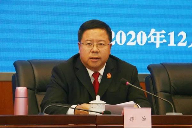 内江中院召开干警大会,宣布主要领导调整(图6) 内江中院召开干警大会,宣布主要领导调整(图6)