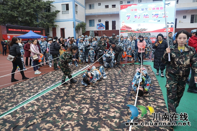 龙马潭这个幼儿园的“军事亲子运动会”，真嗨！(图6)