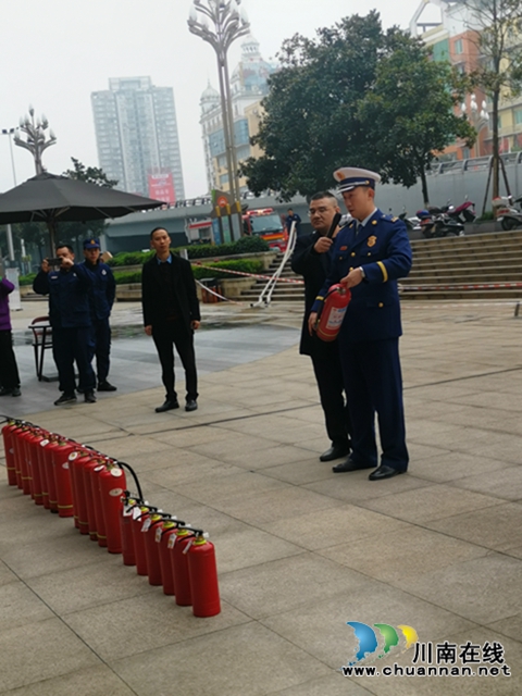 龙马潭区红星街道开展消防大演练(图4)
