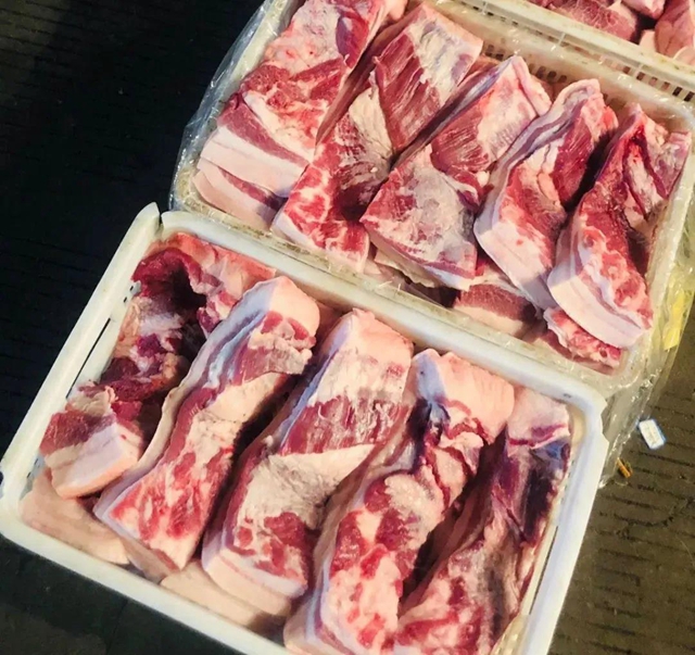 涨了!宜宾猪肉价格反弹!你家的香肠、腊肉安排上了吗?(图1) 涨了!宜宾猪肉价格反弹!你家的香肠、腊肉安排上了吗?(图1)