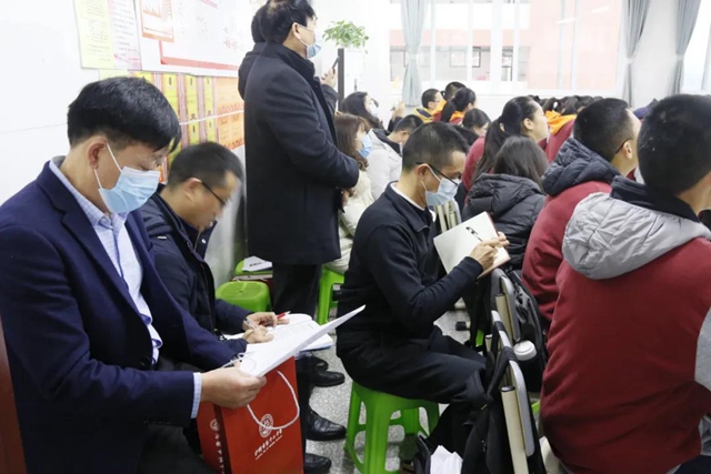 泸州市省级教育体制机制改革试点项目推进会在龙马潭区举行(图3) 泸州市省级教育体制机制改革试点项目推进会在龙马潭区举行(图3)