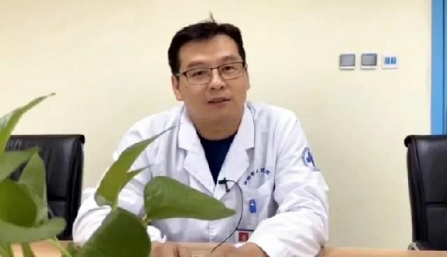 不畏艰辛向前行 守护健康第一关——专访泸州市人医口腔科专家孙黎波(图2) 不畏艰辛向前行 守护健康第一关——专访泸州市人医口腔科专家孙黎波(图2)
