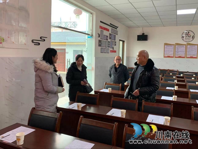 泸县：县级督导人员分赴百和镇各村（社区）指导换届选举工作(图1)