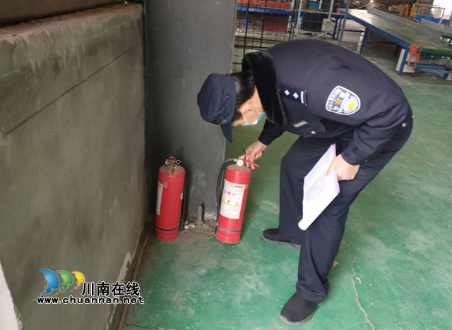 内江经开区交通镇汉晨社区:节前大检查,安全过佳节(图1) 内江经开区交通镇汉晨社区:节前大检查,安全过佳节(图1)