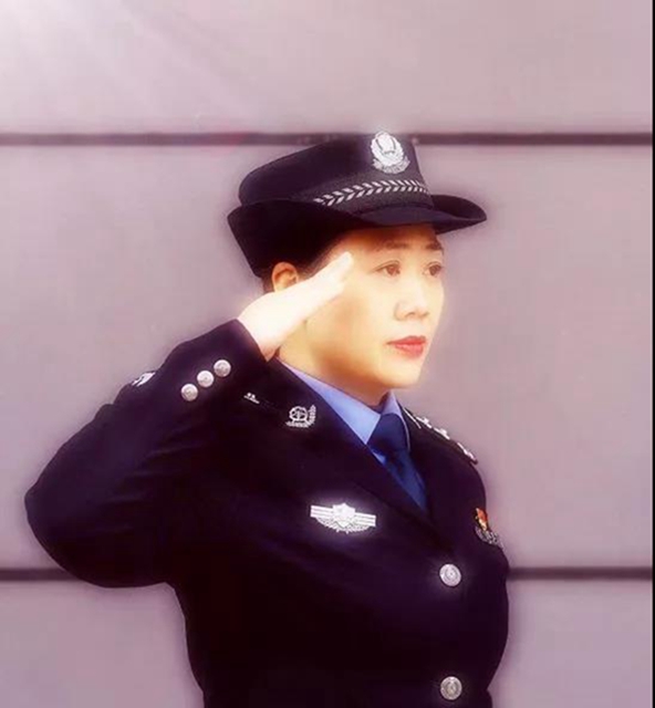 全泸州，唯一的女派出所长。是谁？